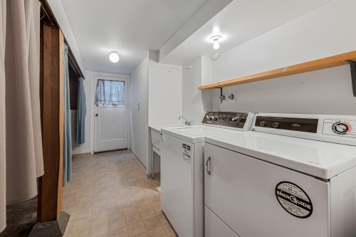 3039 20Th Avenue W, Vancouver, BC 