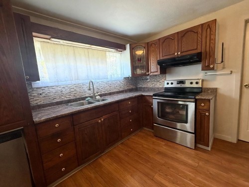 1815 Barnet Highway, Port Moody, BC 