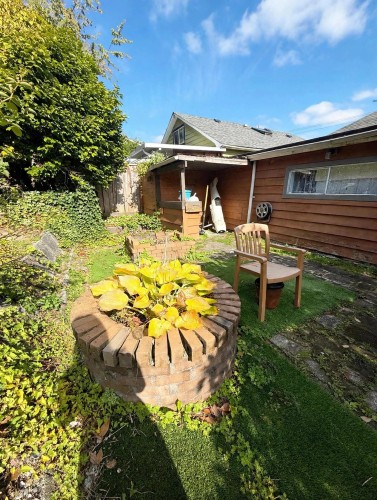 1815 Barnet Highway, Port Moody, BC 