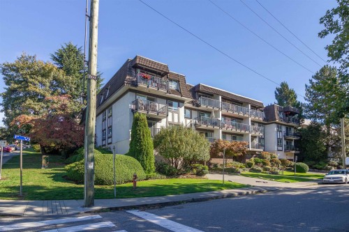 210-270 1st Street W North Vancouver, BC V7M 1B4