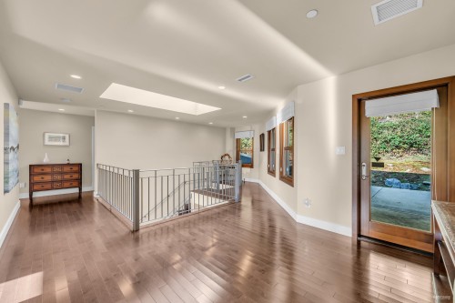 4742 Caulfeild Drive, West Vancouver, BC 