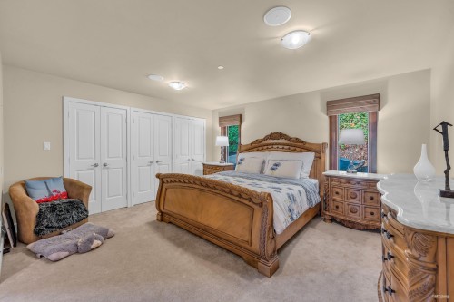 4742 Caulfeild Drive, West Vancouver, BC 