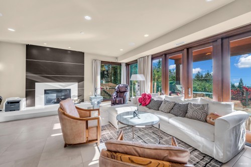 4742 Caulfeild Drive, West Vancouver, BC 