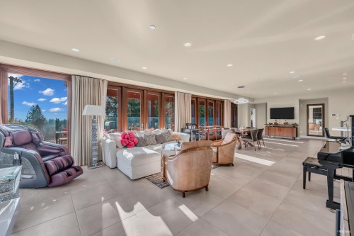 4742 Caulfeild Drive, West Vancouver, BC 