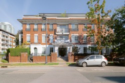 203-545 Foster Avenue  Coquitlam, BC V3J 0B3