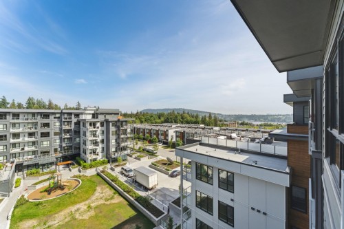 619-3594 Malsum Drive  North Vancouver, BC V7G 0B4
