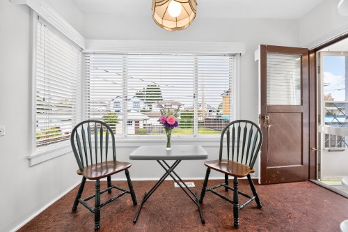 2345 18Th Avenue W, Vancouver, BC 