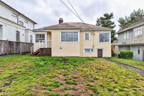 2345 18Th Avenue W, Vancouver, BC 
