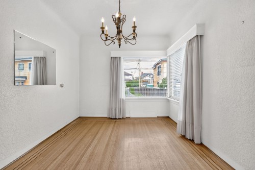 2345 18Th Avenue W, Vancouver, BC 