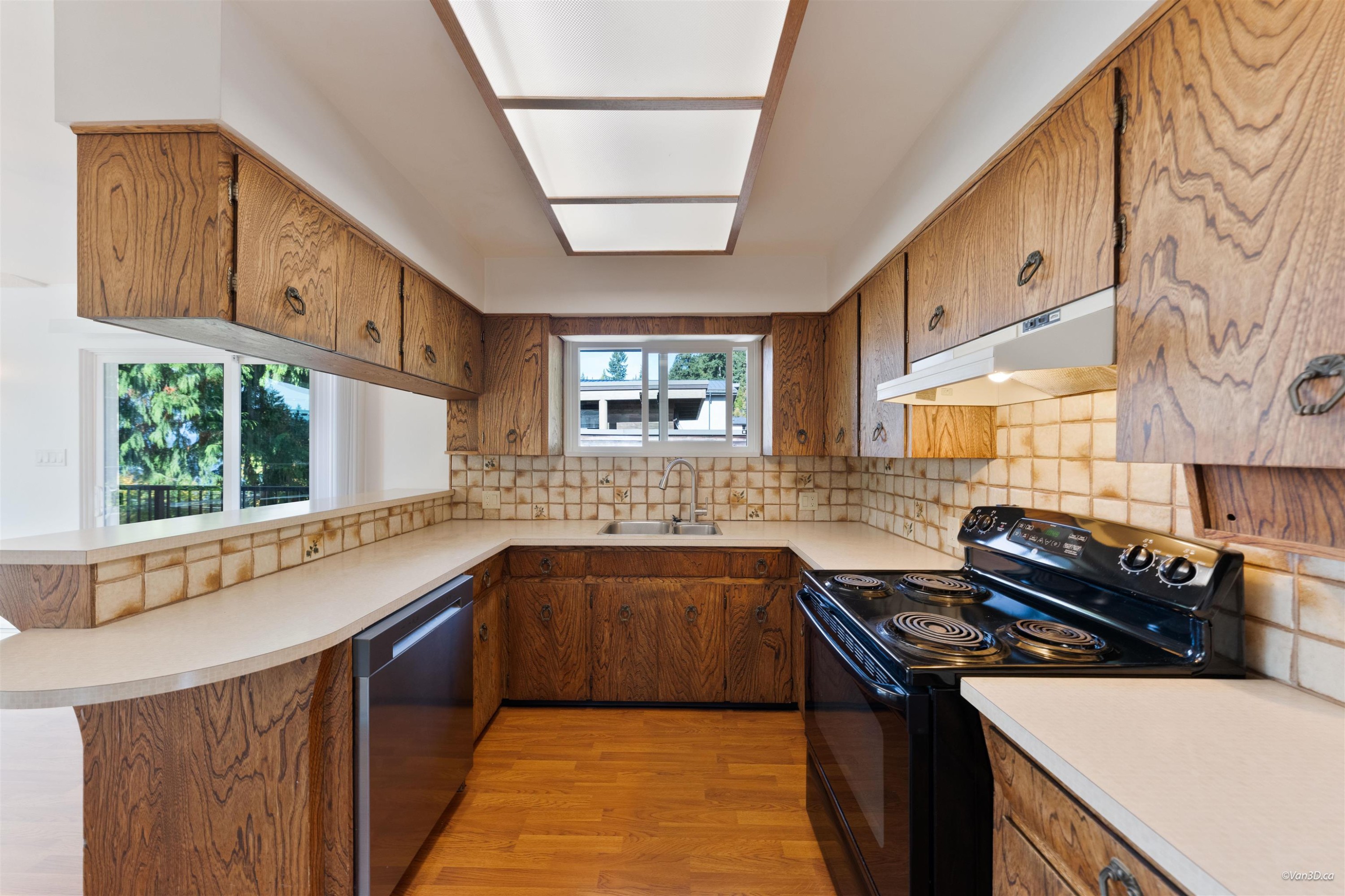 831 Ioco Road, Port Moody, BC
