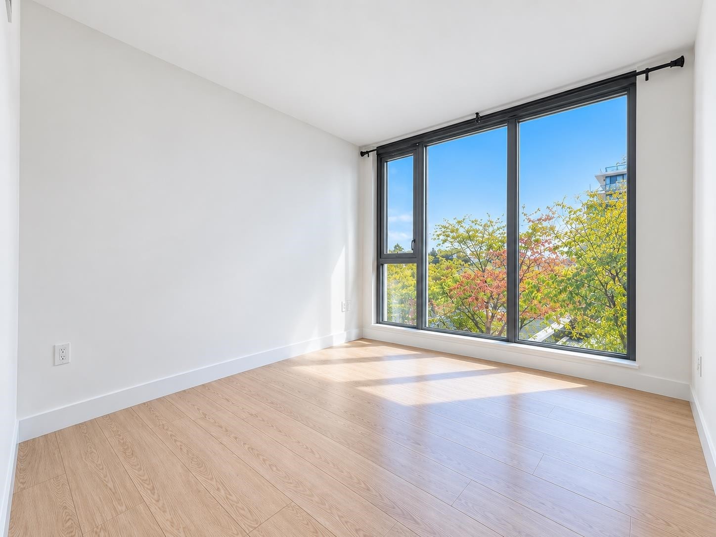 520-8988 Patterson Road, Richmond, BC