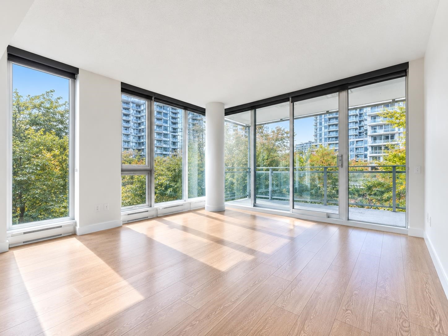 520-8988 Patterson Road, Richmond, BC