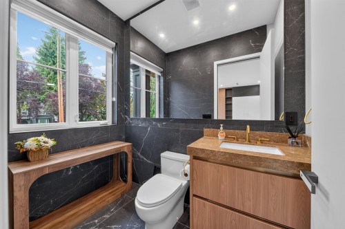 6664 Balsam Street, Vancouver, BC 