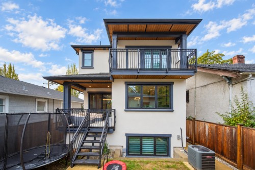 6664 Balsam Street, Vancouver, BC 