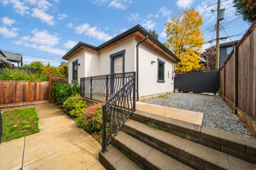 6664 Balsam Street, Vancouver, BC 