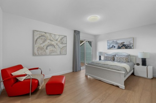 3381 Mathers Avenue, West Vancouver, BC 