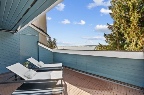 3381 Mathers Avenue, West Vancouver, BC 
