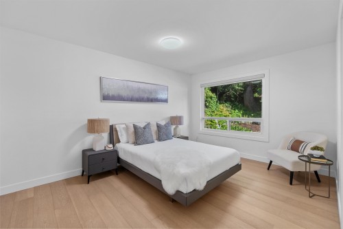 3381 Mathers Avenue, West Vancouver, BC 