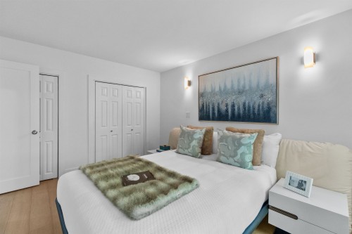 3381 Mathers Avenue, West Vancouver, BC 
