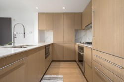 308-5089 Quebec Street  Vancouver, BC V5W 0E5
