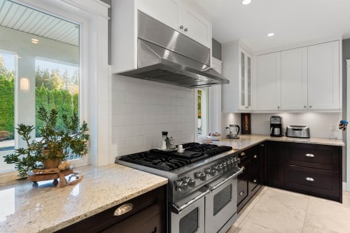 320 Moyne Drive, West Vancouver, BC 
