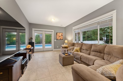 320 Moyne Drive, West Vancouver, BC 