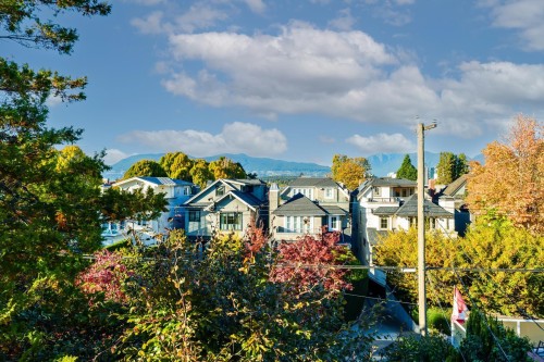 1855 Whyte Avenue, Vancouver, BC 