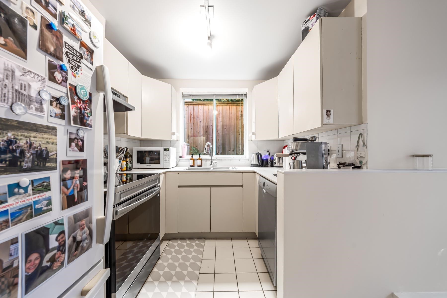 1855 Whyte Avenue, Vancouver, BC