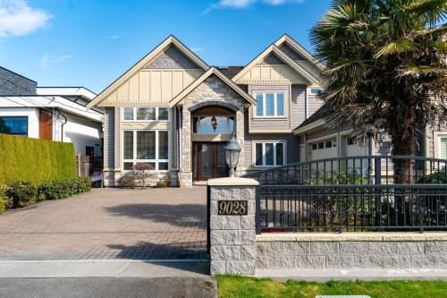 9028 Pinewell Crescent, Richmond, BC 