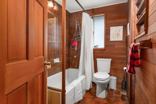3524 16Th Avenue W, Vancouver, BC 