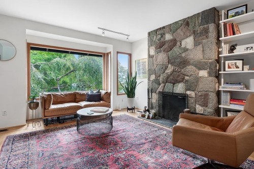 3524 16Th Avenue W, Vancouver, BC 