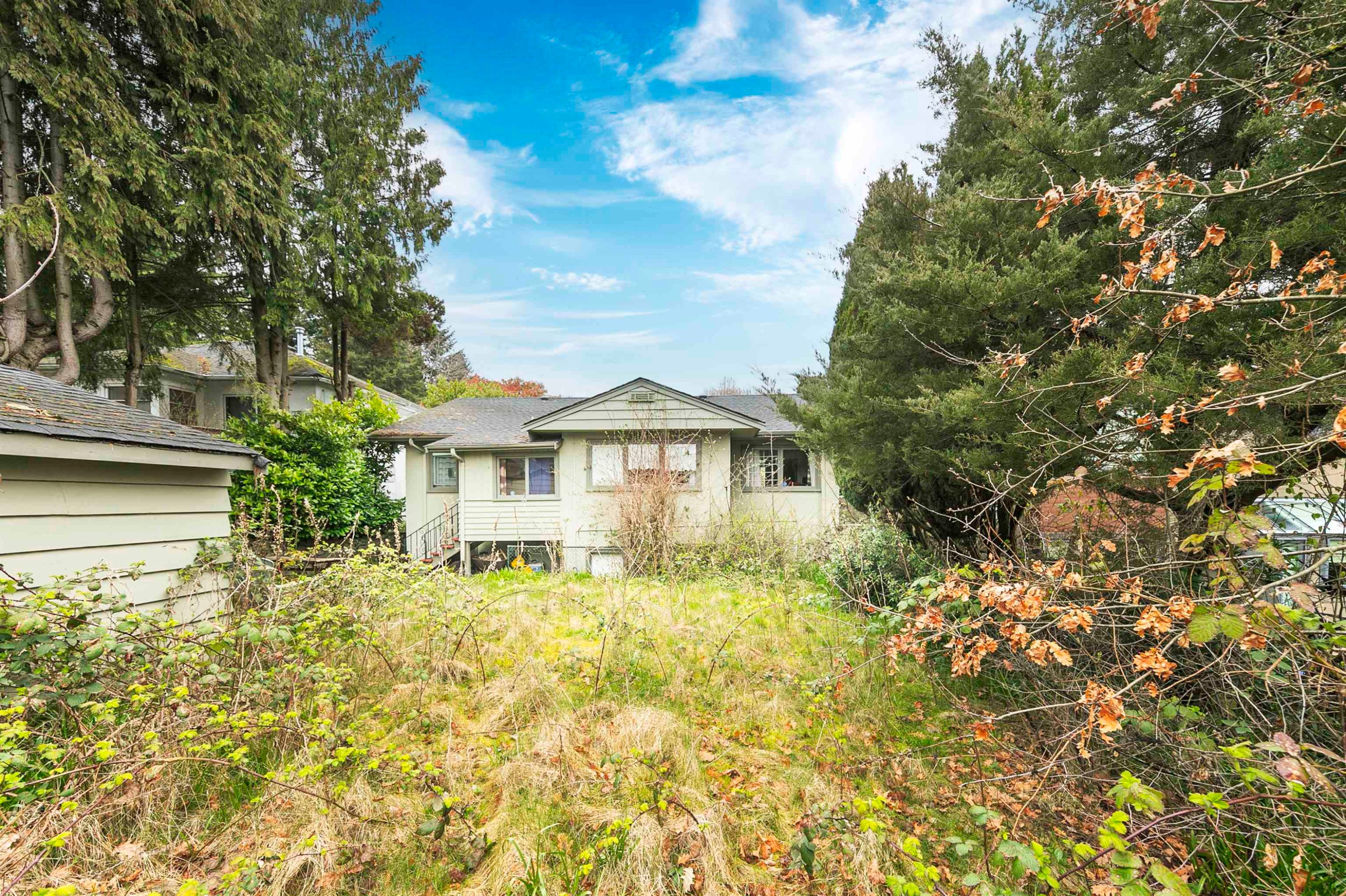 14 37Th Avenue W, Vancouver, BC