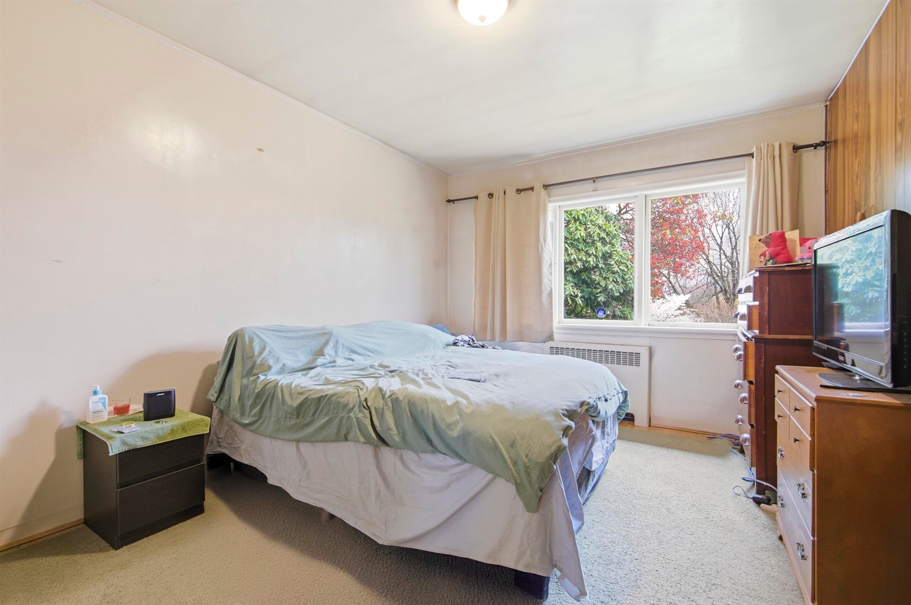 14 37Th Avenue W, Vancouver, BC