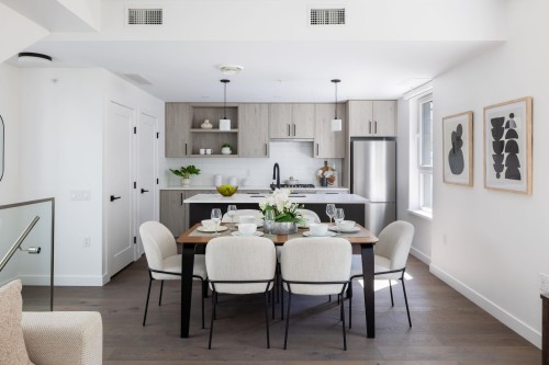 6829 Cambie Street, Vancouver, BC 