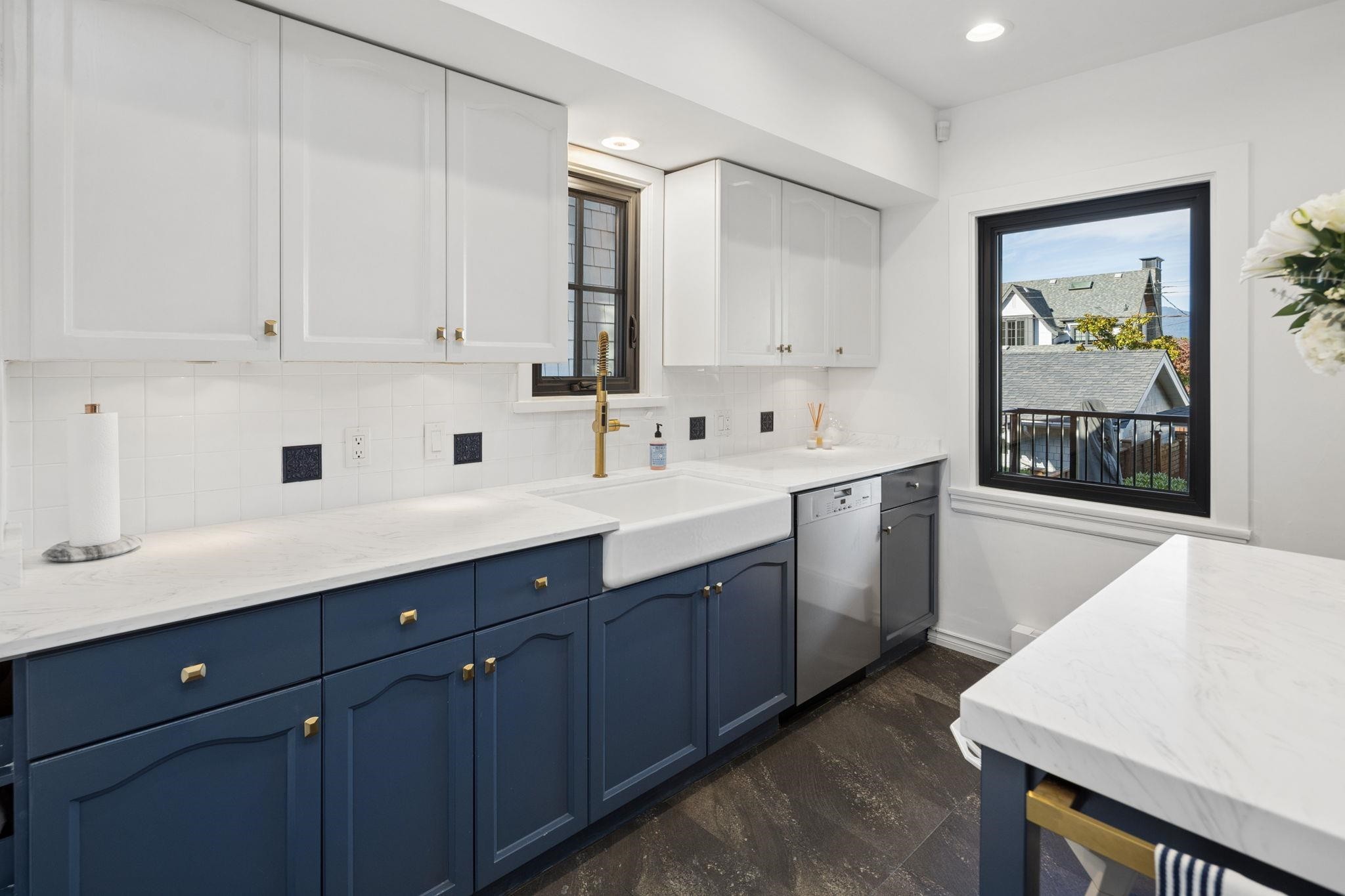 3137 24Th Avenue W, Vancouver, BC