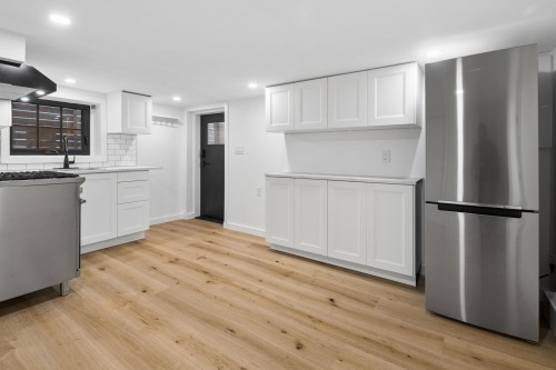 3137 24Th Avenue W, Vancouver, BC 