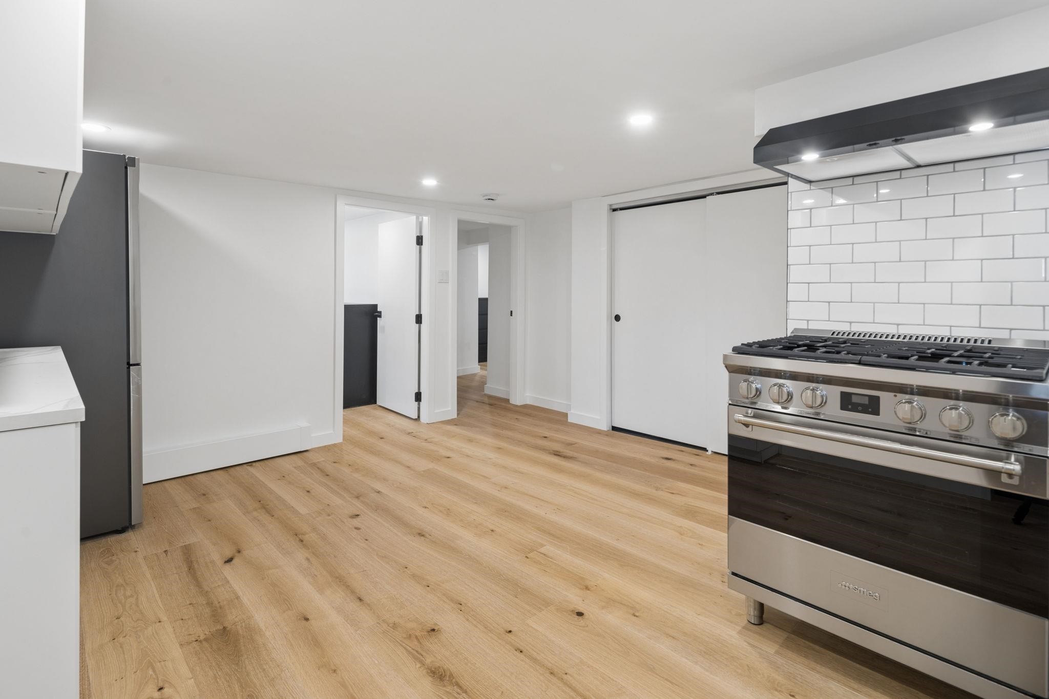 3137 24Th Avenue W, Vancouver, BC