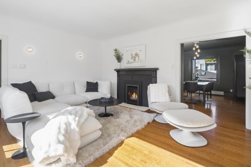 3137 24Th Avenue W, Vancouver, BC 