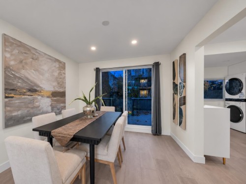 238 28Th Street E, North Vancouver, BC 