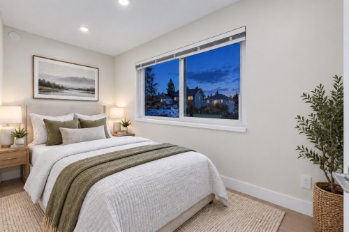 238 28Th Street E, North Vancouver, BC 