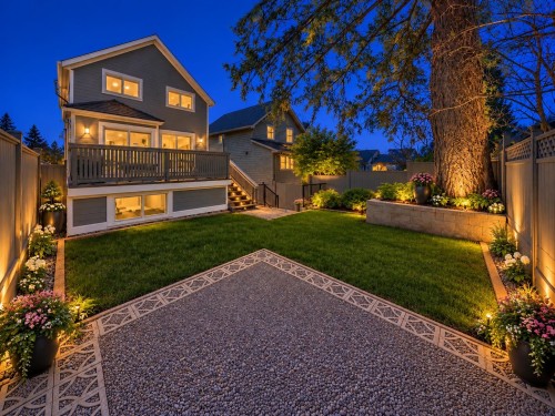 238 28Th Street E, North Vancouver, BC 