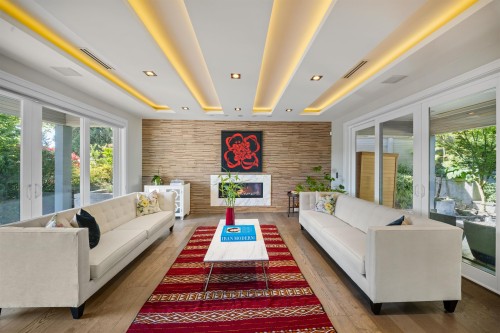 966 Beaumont Drive, North Vancouver, BC 