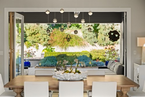 966 Beaumont Drive, North Vancouver, BC 