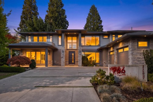 966 Beaumont Drive, North Vancouver, BC 