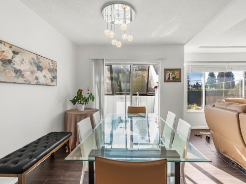 938 29Th Street E, North Vancouver, BC 