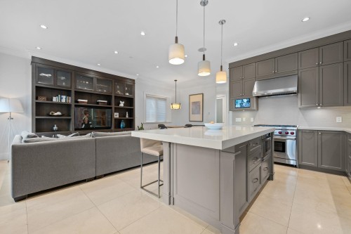 3475 24Th Avenue W, Vancouver, BC 