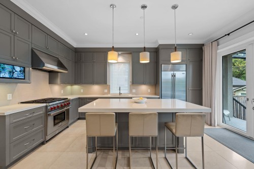 3475 24Th Avenue W, Vancouver, BC 