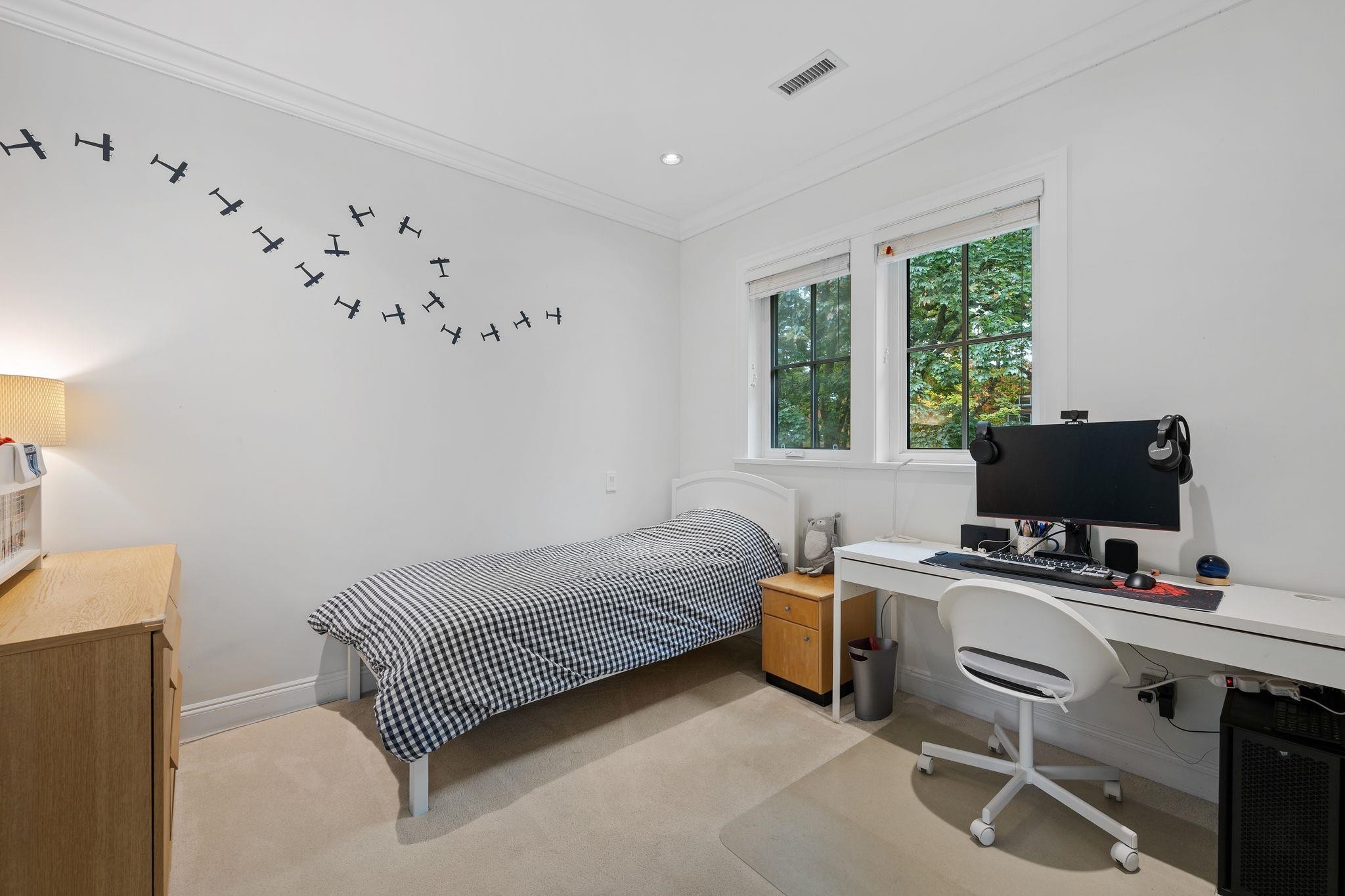 3475 24Th Avenue W, Vancouver, BC