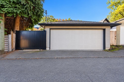 3475 24Th Avenue W, Vancouver, BC 