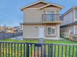 7847 15th Street Burnaby, BC V3N 2M7